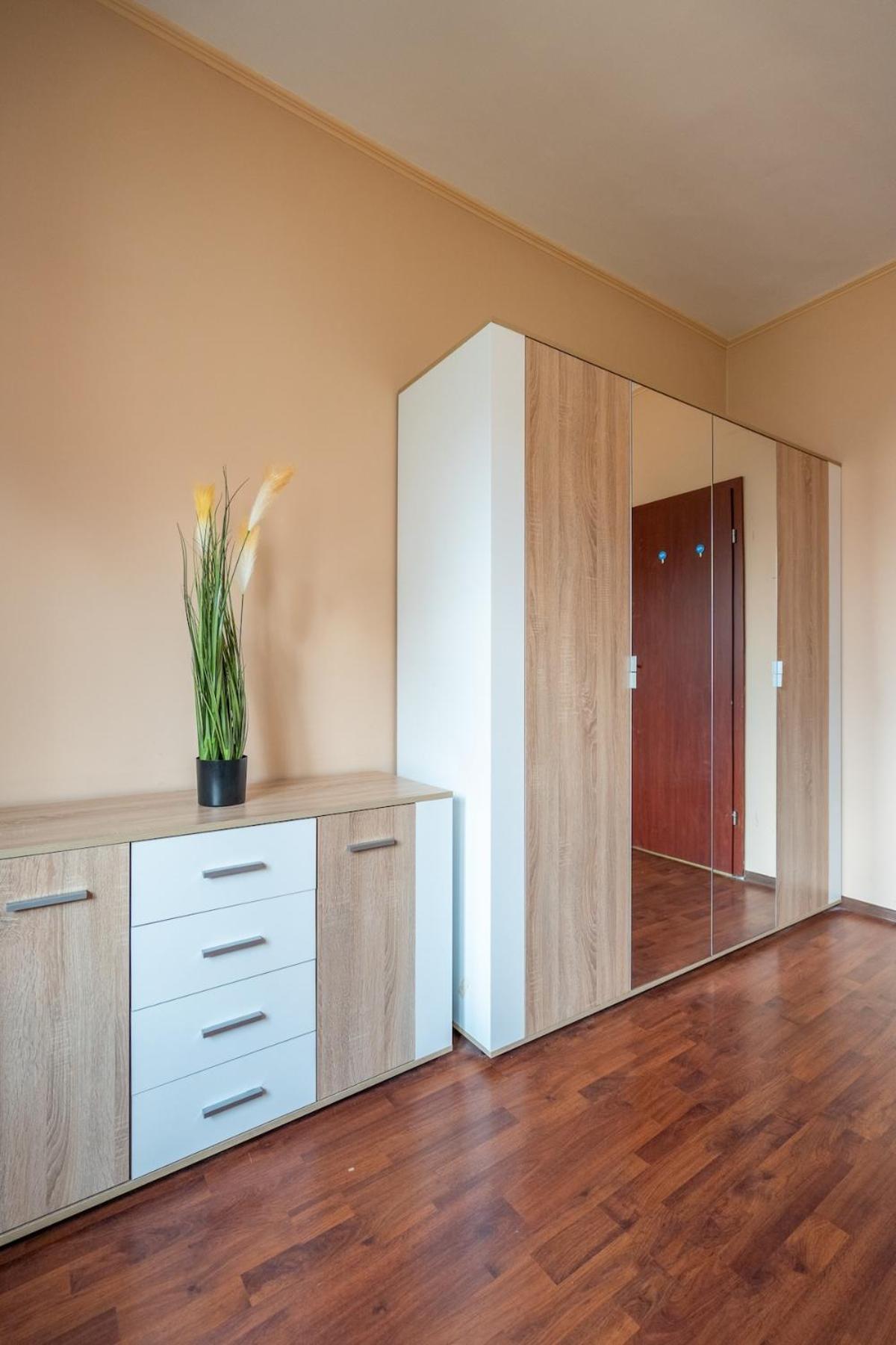 Apartment Charming 2bdr Heart Of Main Street Sofia