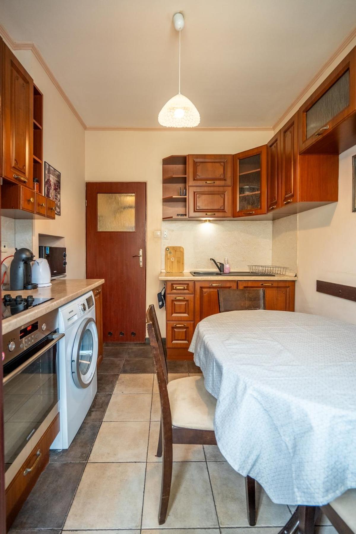Apartment Charming 2bdr Heart Of Main Street Sofia