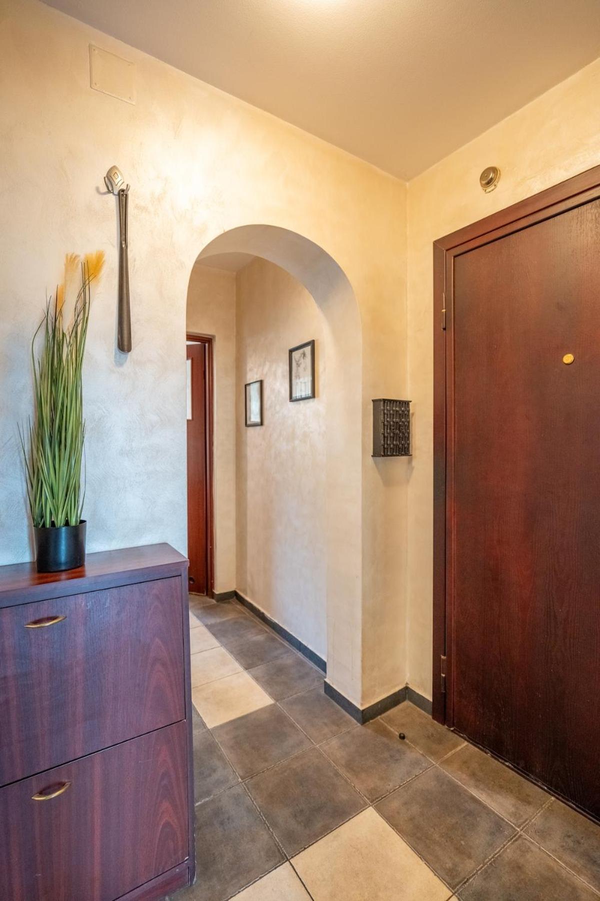 Apartment Charming 2bdr Heart Of Main Street *